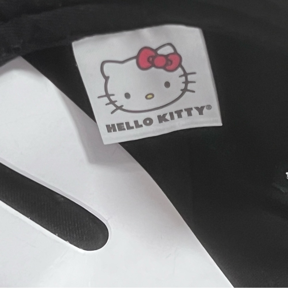 Hello Kitty Adjustable Baseball Cap - Picture 8 of 10